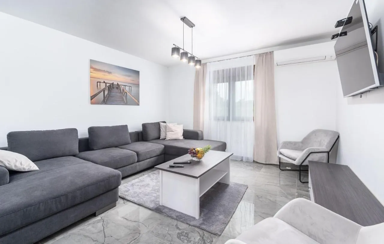 Villa Bibali Buje 0*,  Kroatien